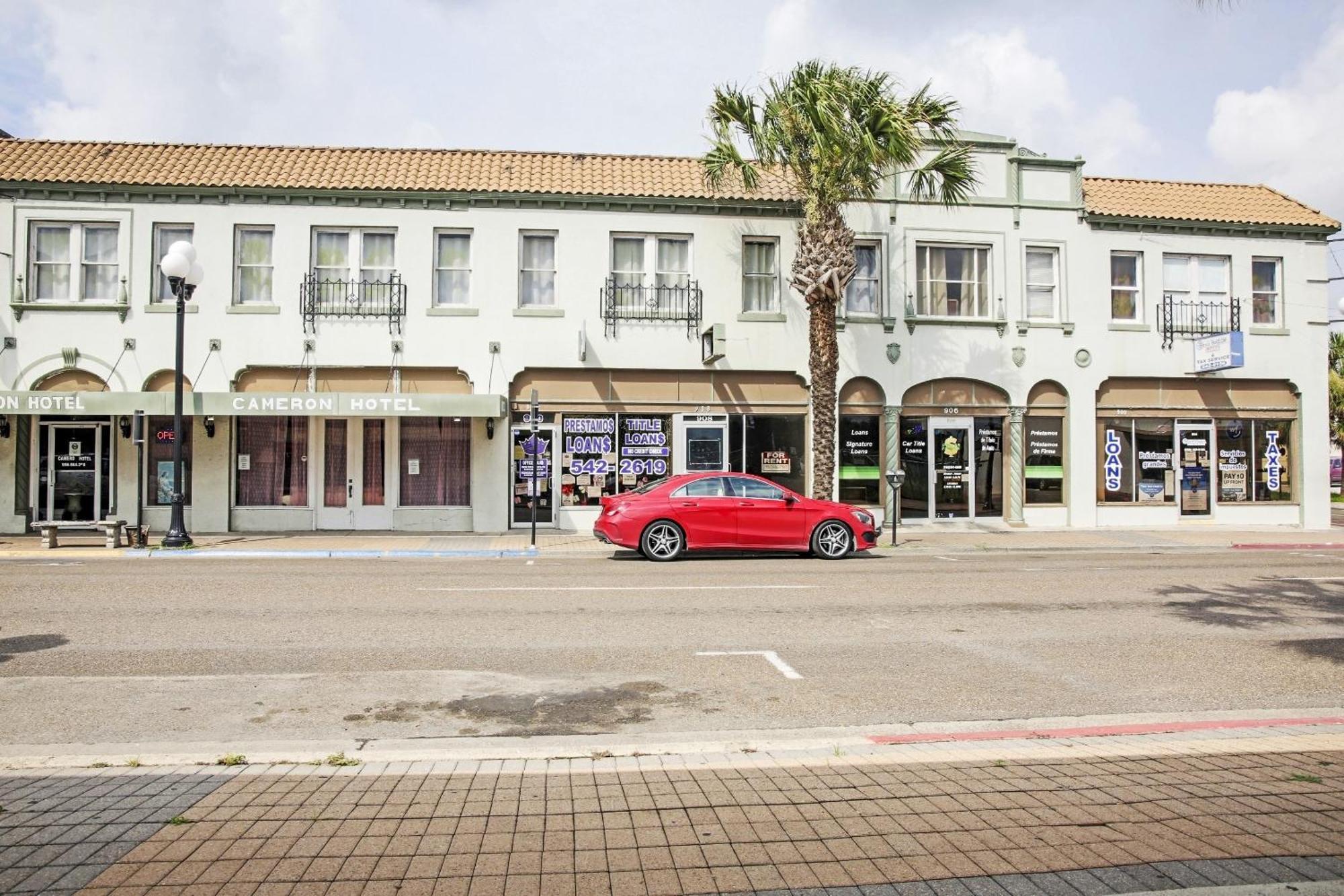 Oyo Historic Cameron Hotel Brownsville I-69E Exteriör bild