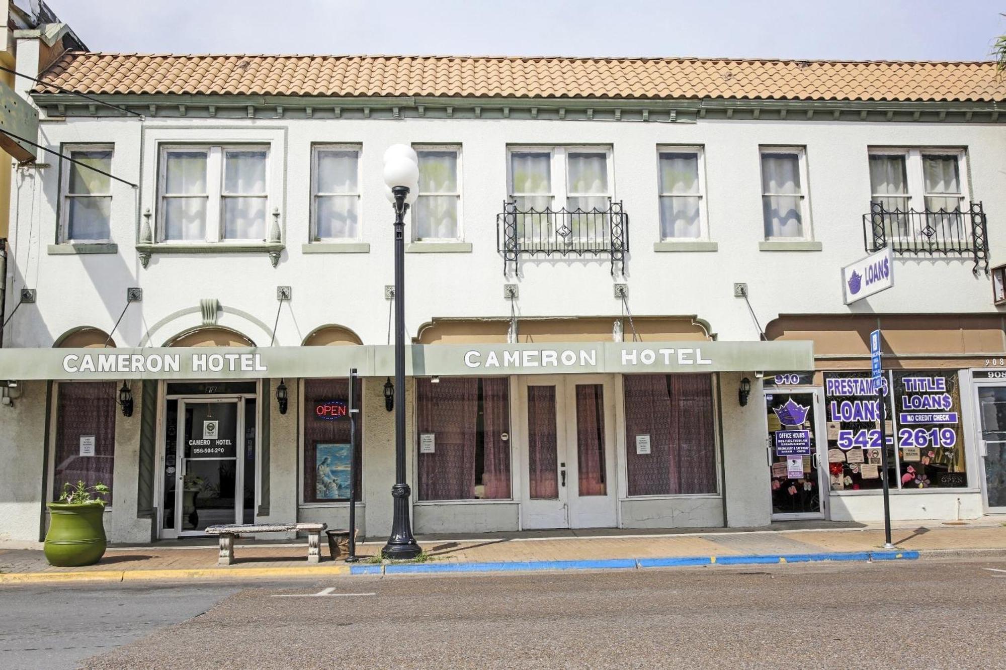 Oyo Historic Cameron Hotel Brownsville I-69E Exteriör bild